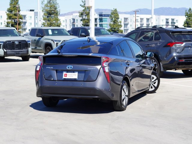 Used 2018 Toyota Prius Two w/ Prius Two Safety Plus Package FWD image 8
