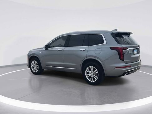 Used 2025 Cadillac XT6 Luxury AWD/4WD image 7