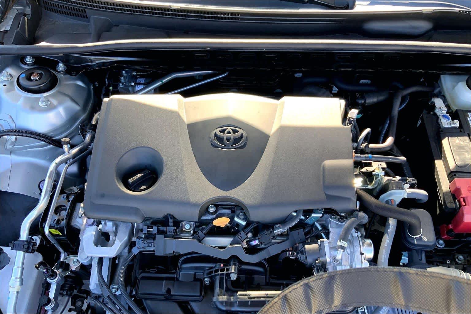 Used 2024 Toyota Camry SE FWD image 30