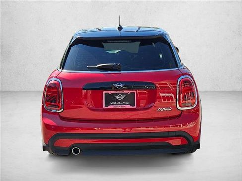 Used 2024 MINI Cooper 4-Door Hardtop FWD image 7