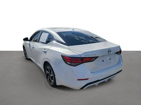 Certified 2024 Nissan Sentra SV FWD image 4