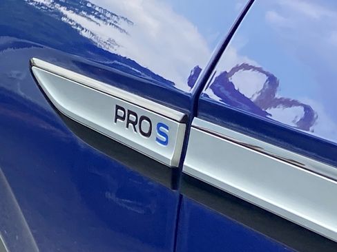 Certified 2022 Volkswagen ID.4 Pro S RWD image 6
