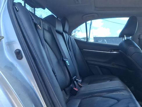 Used 2019 Toyota Camry XSE w/ Driver Assist Package FWD image 11