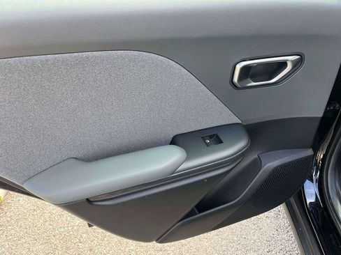 Used 2025 Kia K4 EX FWD image 5