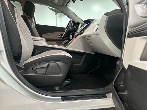 Used 2014 Chevrolet Equinox LT w/ Driver Convenience Package image 19