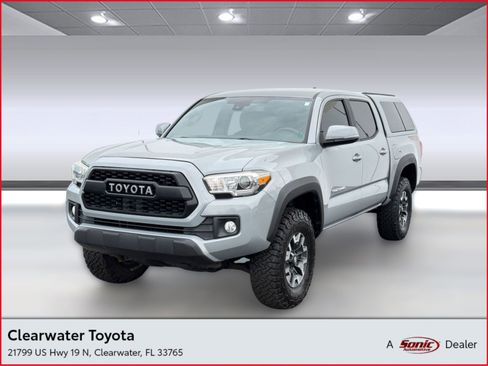 Used 2018 Toyota Tacoma TRD Off-Road AWD/4WD image 1