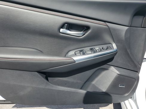 New 2025 Nissan Sentra SR w/ SR Premium Package image 18