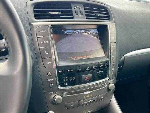 Used 2015 Lexus IS 250C image 16