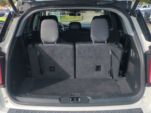 Used 2022 Ford Explorer XLT w/ Class IV Trailer Tow Package image 14