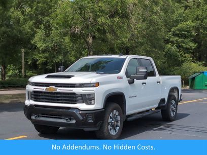 Used 2024 Chevrolet Silverado 2500 Custom w/ Custom Value Package