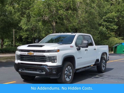 Used 2024 Chevrolet Silverado 2500 Custom w/ Custom Value Package AWD/4WD image 1