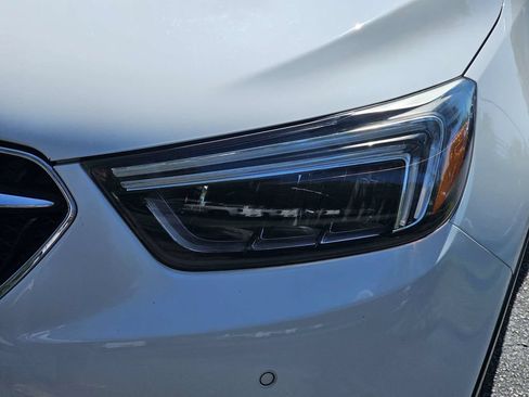 Used 2019 Buick Encore Essence w/ Safety Package II AWD/4WD image 11