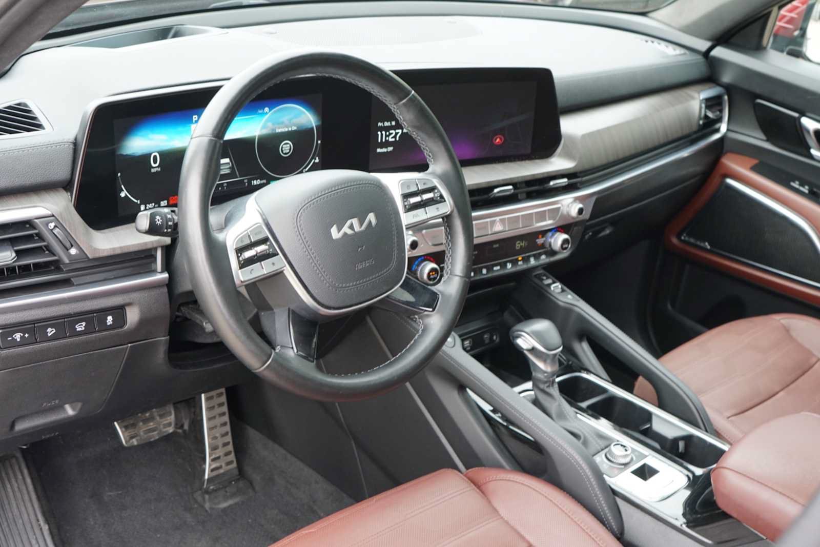 Certified 2023 Kia Telluride SX Prestige AWD/4WD image 7