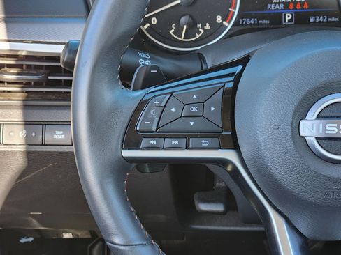 Used 2025 Nissan Altima 2.5 SR image 31