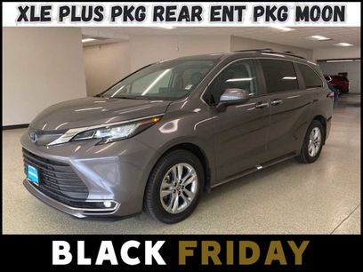 Used 2023 Toyota Sienna XLE