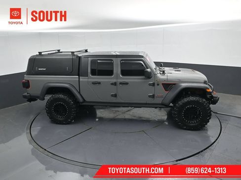 Used 2021 Jeep Gladiator Mojave w/ Dual Top Group AWD/4WD image 44