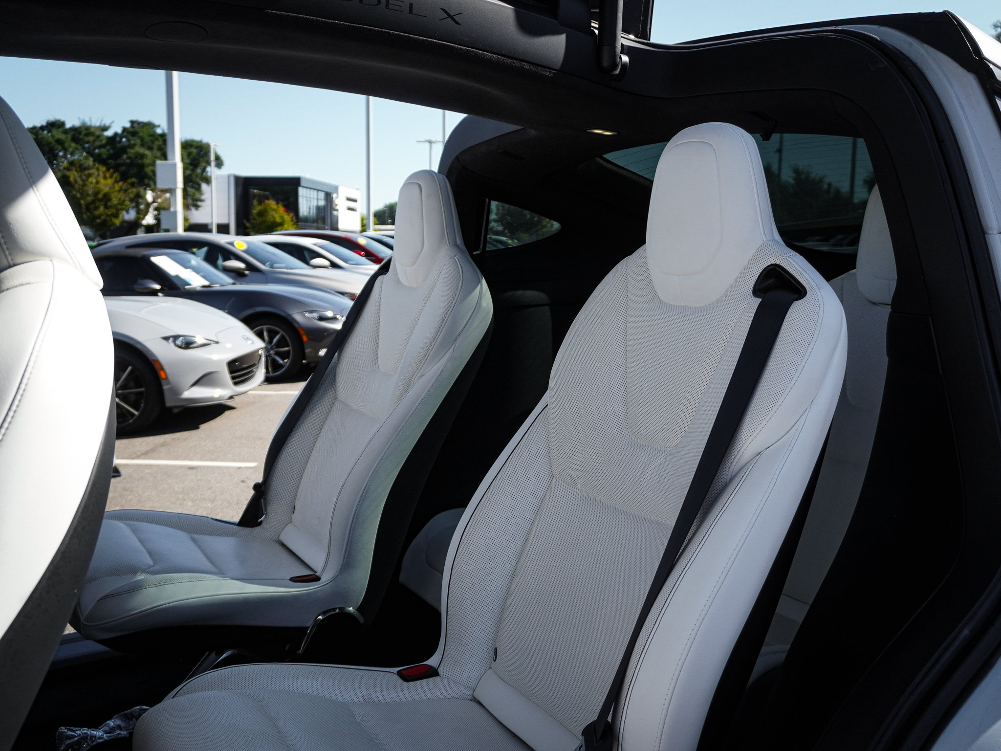 Used 2022 Tesla Model X Plaid AWD/4WD image 32