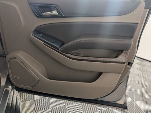 Used 2017 Chevrolet Tahoe LT image 36