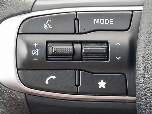 Used 2023 Kia Sportage LX image 21