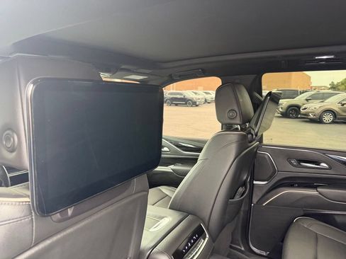 Used 2023 Cadillac Escalade Sport w/ LPO, ONYX Package AWD/4WD image 21