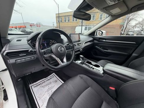 Used 2020 Nissan Altima 2.5 SV image 12