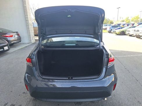 Used 2025 Toyota Corolla LE image 17