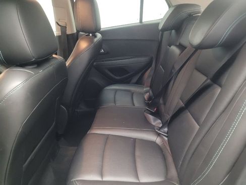 Used 2015 Chevrolet Trax LTZ FWD image 18