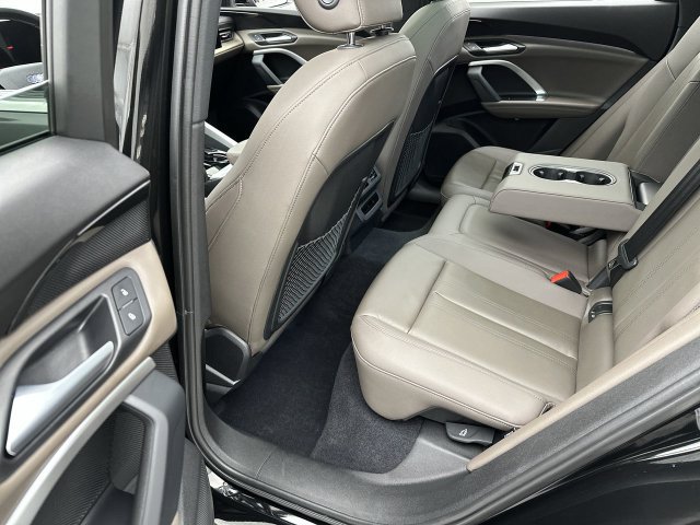 Used 2025 Audi Q5 Premium w/ Convenience Package AWD/4WD image 23
