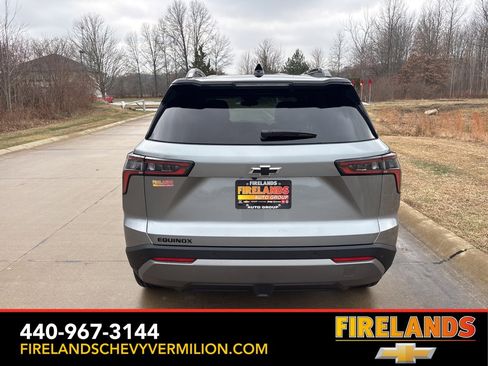 New 2026 Chevrolet Equinox LT w/ Convenience Package II image 4