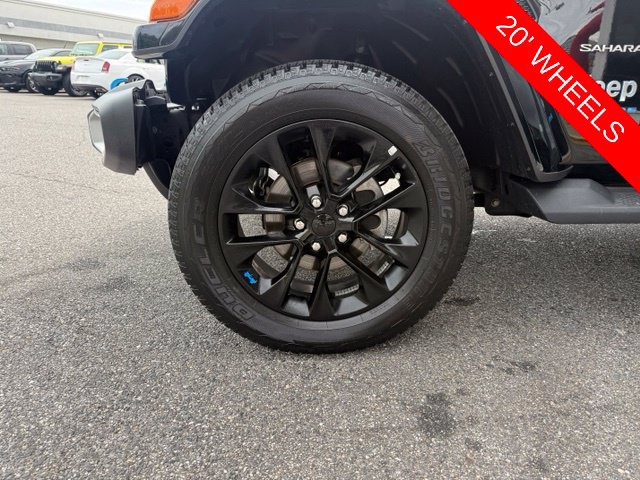 Used 2023 Jeep Wrangler Unlimited Sahara AWD/4WD image 43