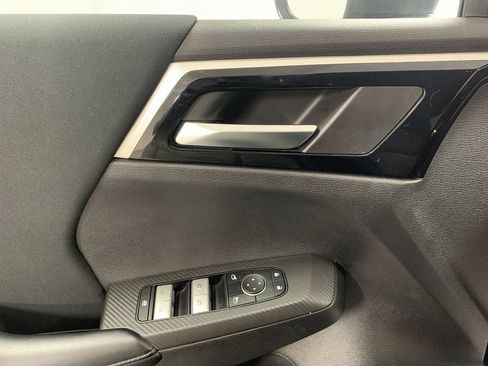 Used 2022 Mitsubishi Outlander ES AWD/4WD image 11