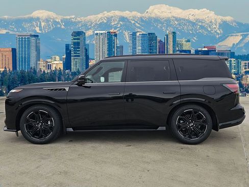 New 2026 INFINITI QX80 4WD w/ Sport Exterior Package image 4