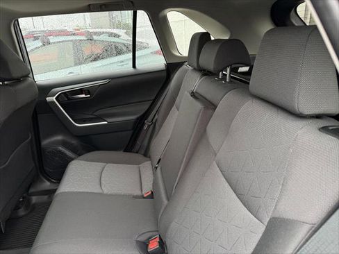 Certified 2025 Toyota RAV4 XLE w/ Convenience Package image 18