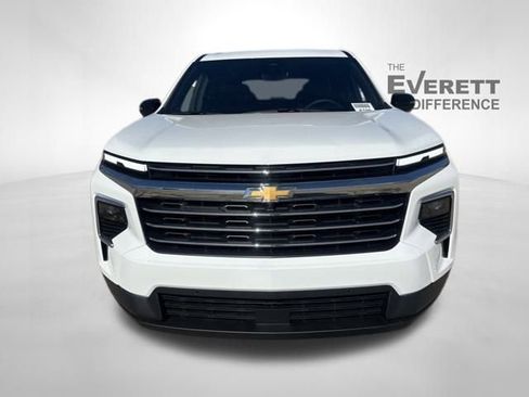 New 2026 Chevrolet Traverse LT w/ Enhanced Driving Package AWD/4WD image 2