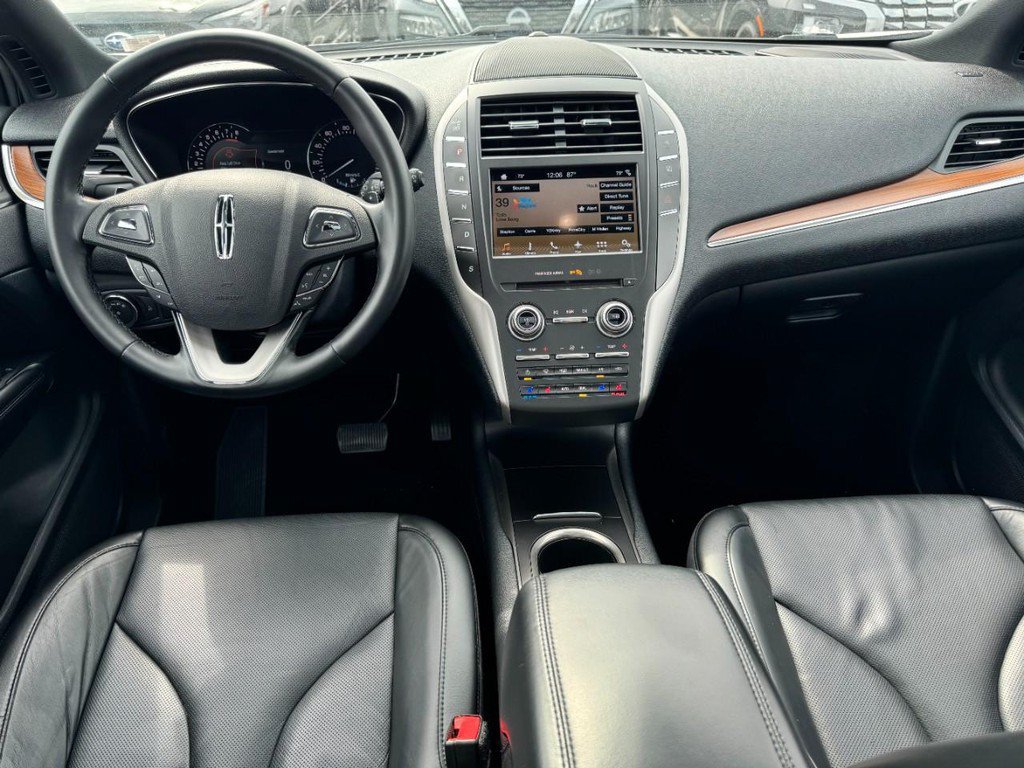 Used 2017 Lincoln MKC Reserve FWD image 12