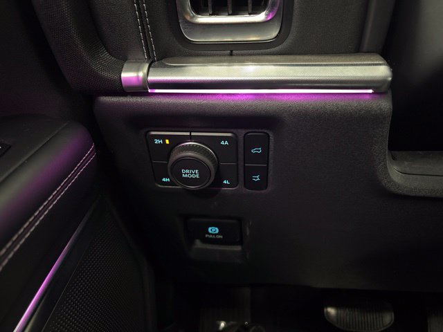 Used 2025 Ford Expedition Platinum AWD/4WD image 37