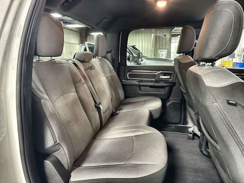 Used 2024 RAM 2500 Big Horn AWD/4WD image 28
