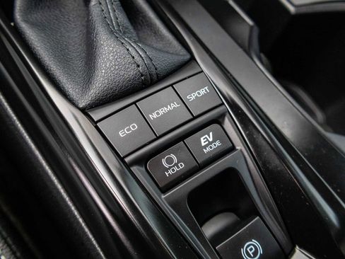 Certified 2026 Toyota Camry Hybrid w/ Convenience Package FWD image 24