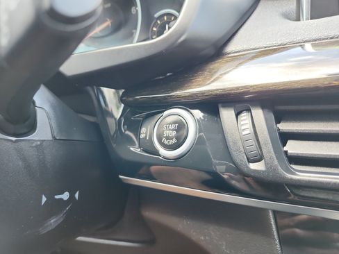 Used 2018 BMW X5 xDrive35i AWD/4WD image 19