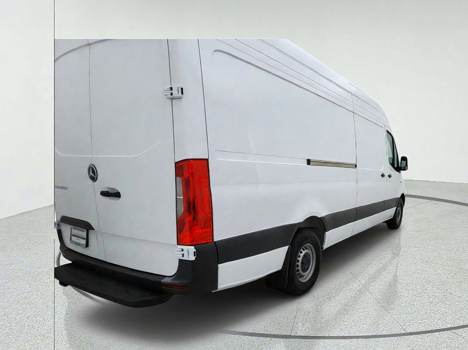 New 2025 Mercedes-Benz eSprinter 170 Cargo image 9