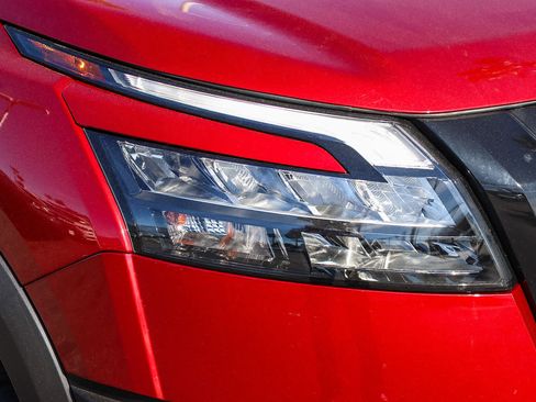 Used 2024 Nissan Pathfinder Rock Creek image 4