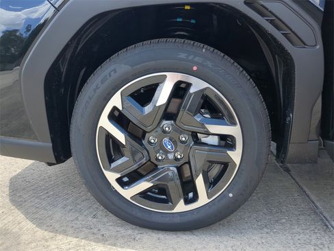 Certified 2025 Subaru Forester Limited w/ Popular Package #2 image 33