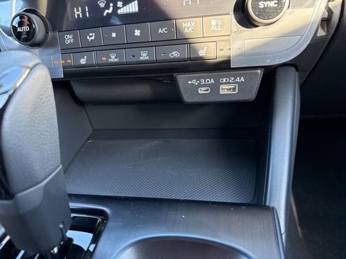 New 2026 Subaru Outback Premium image 22