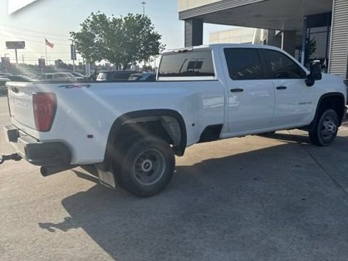 Used 2022 Chevrolet Silverado 3500 W/T w/ WT Convenience Package AWD/4WD image 4