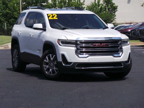 Used 2022 GMC Acadia SLT FWD image 2