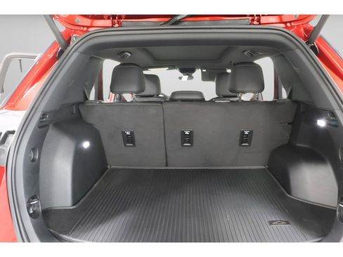 New 2026 Chevrolet Equinox LT FWD image 30