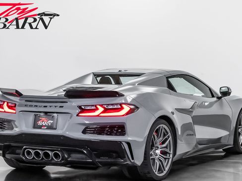 Used 2025 Chevrolet Corvette Z06 w/ Battery Protection Package RWD image 13