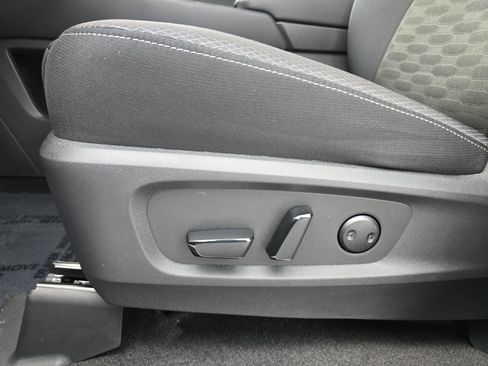 New 2026 Nissan Pathfinder SV image 30