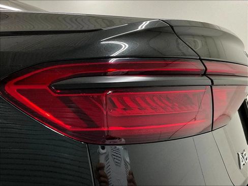 Used 2021 Audi A8 L 4.0T w/ Executive Plus Package AWD/4WD image 33