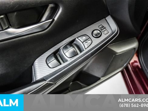 Used 2024 Nissan Sentra SV FWD image 48